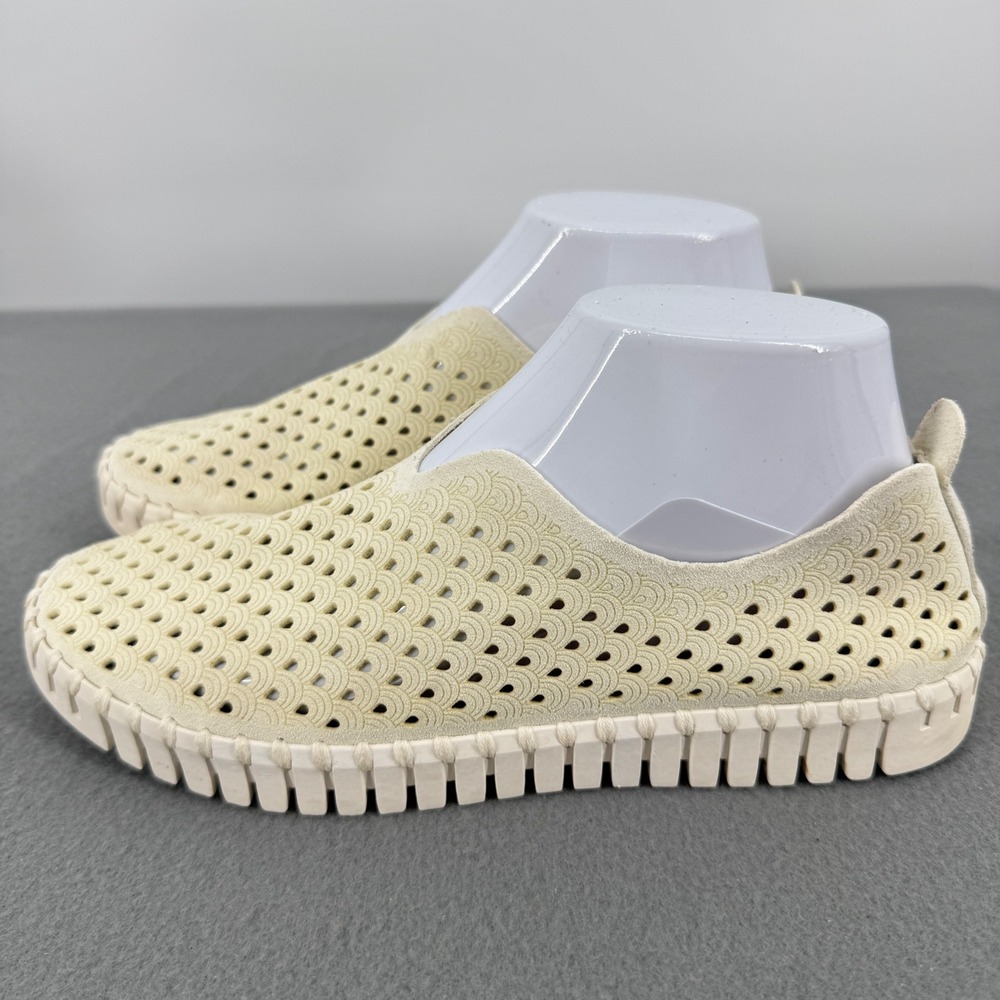 Ilse Jacobsen Tulip 139 Womens 39 US 8.5 Slip On Shoes Cream Ivory Perforated